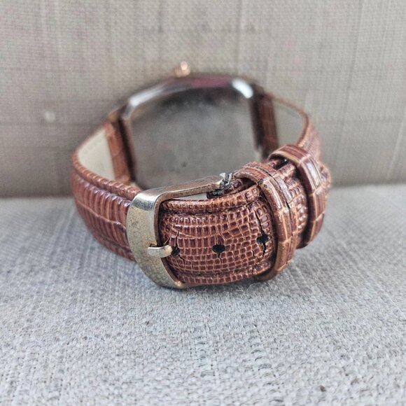 Strada Ldies Wristwatch Brown Leather Band Japan Quartz Movement Analog Watch - Picture 6 of 12